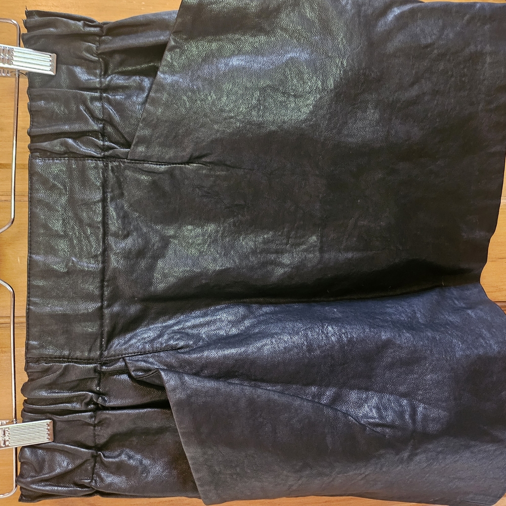 Fun Vegan Leather Mini Skirt Elastic Waist